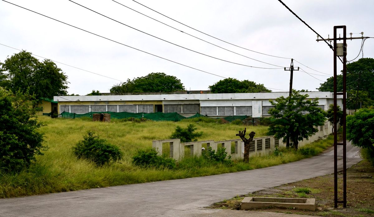 The Eagle View Academy school building and grounds in Moatize